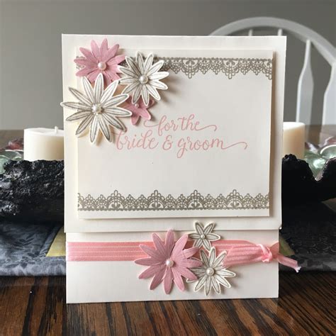 is it ok to give a gift card for a bridal shower